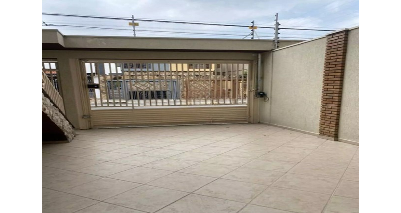 Sobrado à venda no Bairro do Parque São Domingos na Rua José Fernandes Lobo, 