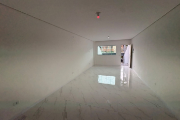  Sobrado novo à venda no Bairro do Jardim Maristela na Rua Coronel Augusto Machado 44,