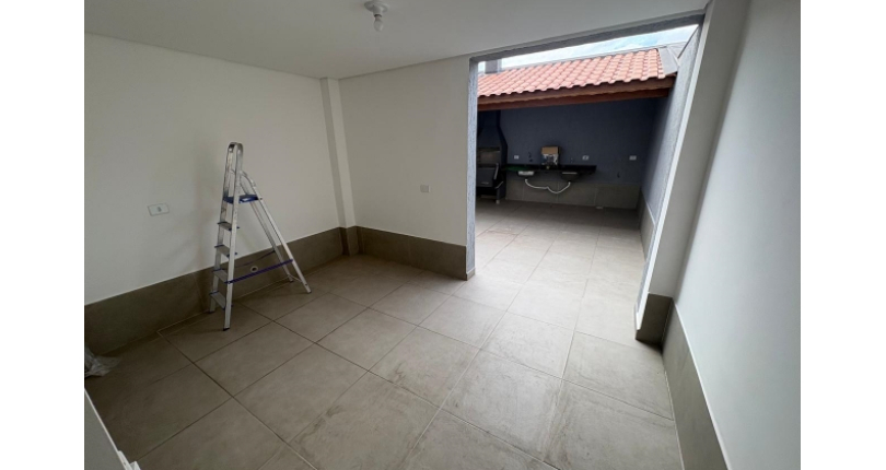  Sobrado novo à venda no Bairro do Jardim Maristela na Rua Coronel Augusto Machado 44,