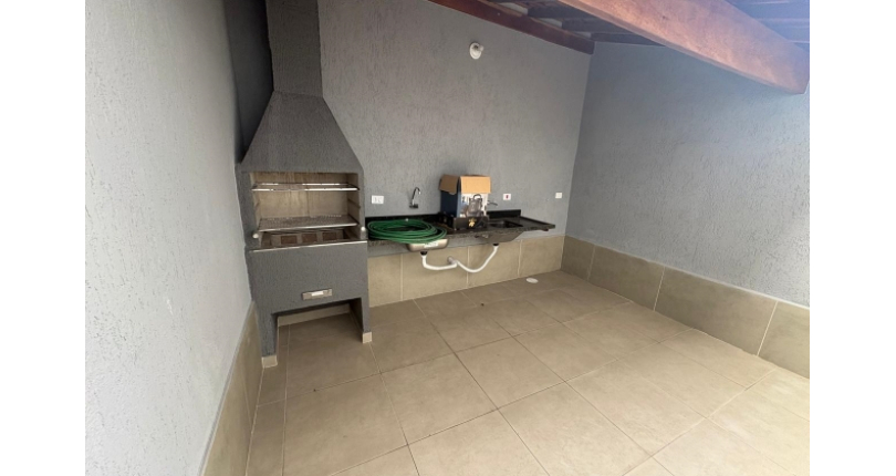  Sobrado novo à venda no Bairro do Jardim Maristela na Rua Coronel Augusto Machado 44,