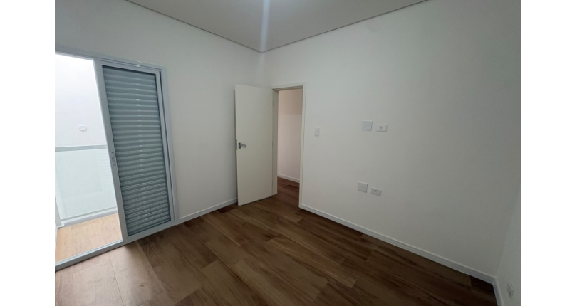  Sobrado novo à venda no Bairro do Jardim Maristela na Rua Coronel Augusto Machado 44,