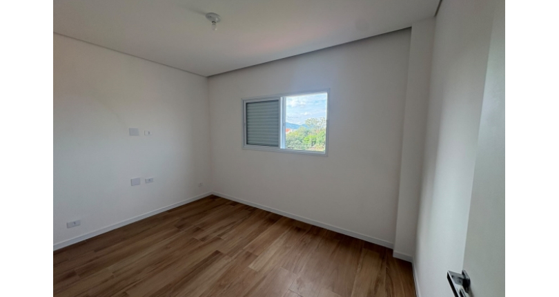  Sobrado novo à venda no Bairro do Jardim Maristela na Rua Coronel Augusto Machado 48,