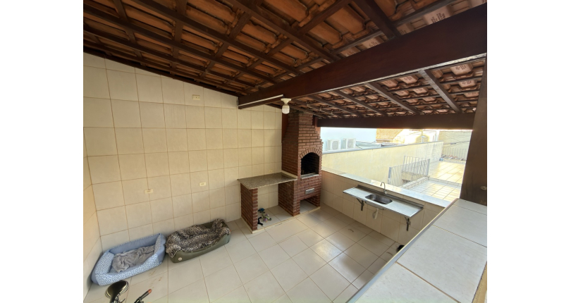 Casa à venda no Bairro do Jardim Regina na Rua Júlio Porto Carrero