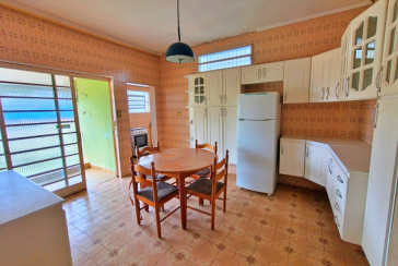 Casa Térrea Ampla à venda no Bairro do Jardim Maristela na Rua Coronel Augusto Machado
