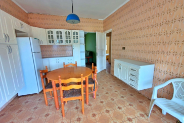Casa Térrea Ampla à venda no Bairro do Jardim Maristela na Rua Coronel Augusto Machado