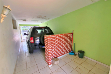 Casa Térrea Ampla à venda no Bairro do Jardim Maristela na Rua Coronel Augusto Machado