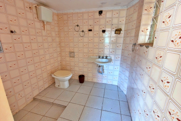 Casa Térrea Ampla à venda no Bairro do Jardim Maristela na Rua Coronel Augusto Machado