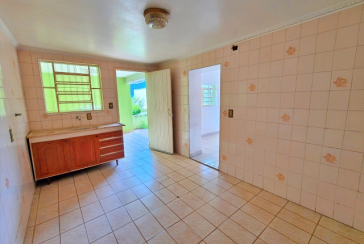 Casa Térrea Ampla à venda no Bairro do Jardim Maristela na Rua Coronel Augusto Machado