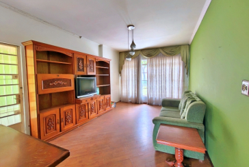Casa Térrea Ampla à venda no Bairro do Jardim Maristela na Rua Coronel Augusto Machado