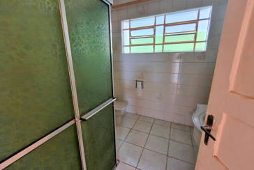 Casa Térrea Ampla à venda no Bairro do Jardim Maristela na Rua Coronel Augusto Machado