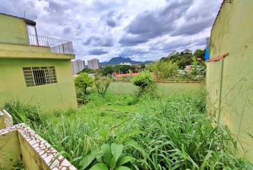 Casa Térrea Ampla à venda no Bairro do Jardim Maristela na Rua Coronel Augusto Machado