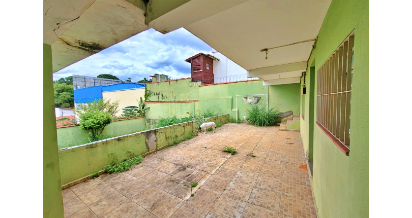 Casa Térrea Ampla à venda no Bairro do Jardim Maristela na Rua Coronel Augusto Machado