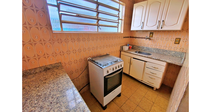 Casa Térrea Ampla à venda no Bairro do Jardim Maristela na Rua Coronel Augusto Machado