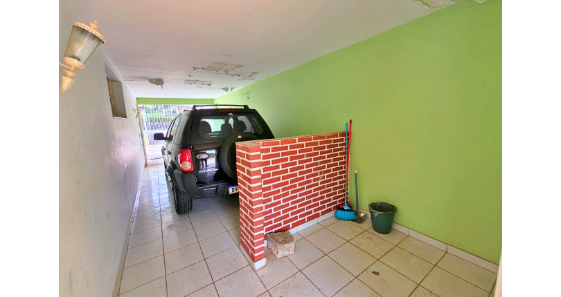 Casa Térrea Ampla à venda no Bairro do Jardim Maristela na Rua Coronel Augusto Machado