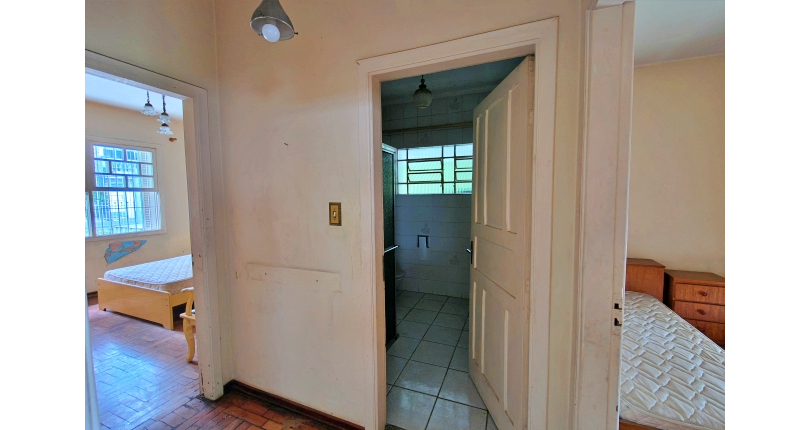 Casa Térrea Ampla à venda no Bairro do Jardim Maristela na Rua Coronel Augusto Machado
