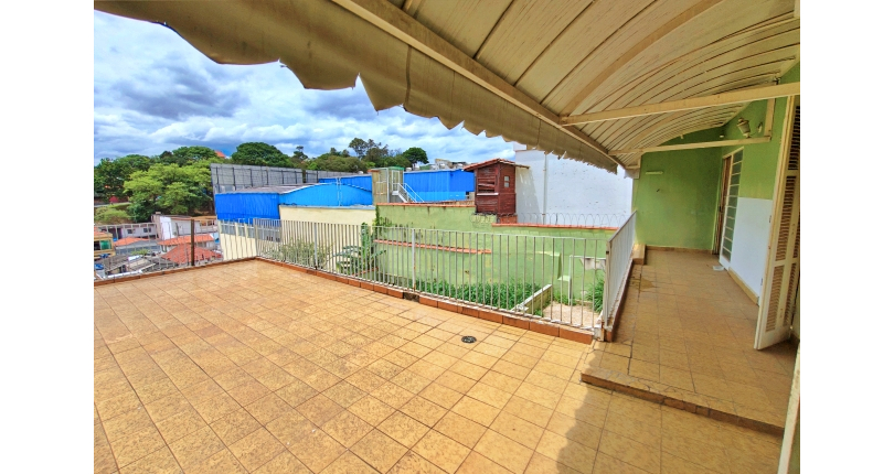 Casa Térrea Ampla à venda no Bairro do Jardim Maristela na Rua Coronel Augusto Machado