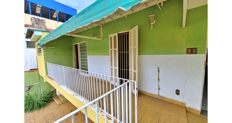 Casa Térrea Ampla à venda no Bairro do Jardim Maristela na Rua Coronel Augusto Machado