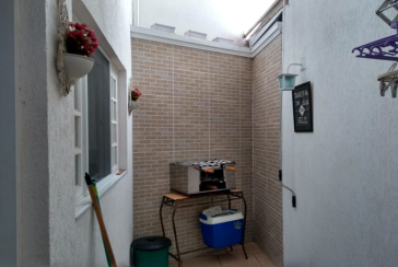 Belo Sobrado à Venda no Parque Maria Domitila na Rua Antônio Félix Pacheco