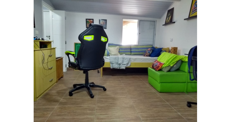 Belo Sobrado à Venda no Parque Maria Domitila na Rua Antônio Félix Pacheco