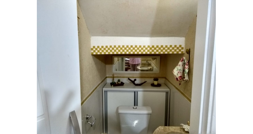 Belo Sobrado à Venda no Parque Maria Domitila na Rua Antônio Félix Pacheco