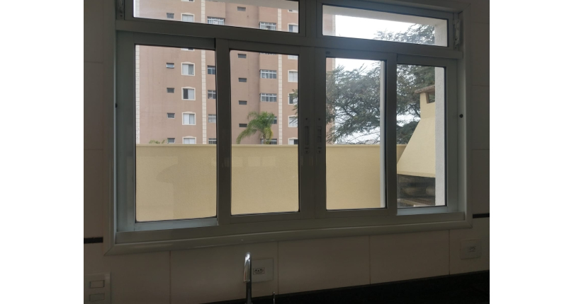 Sobrado à venda Rua Luís de Andrade, 909, Vila Pereira Barreto - Imóveis à Venda