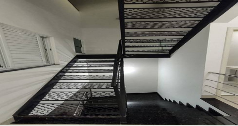 Sobrado à venda Avenida General Charles de Gaulle, Parque São Domingos - Imóveis à Venda