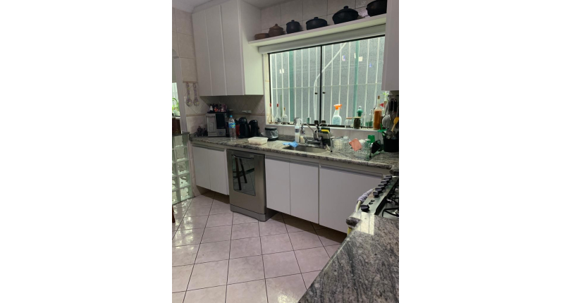 Sobrado à venda Rua João Moreira, Parque São Domingos - Imóveis à Venda