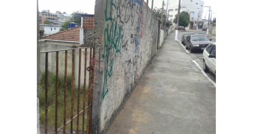 Terreno à venda Rua Joaquim Oliveira Freitas, Vila Mangalot - Imóveis à Venda