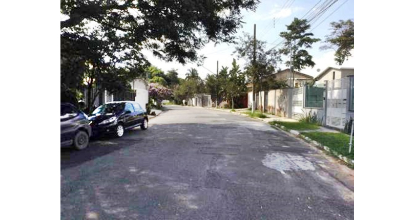 Terreno à venda Rua Octávio Vanini, Parque dos Príncipes - Imóveis à Venda