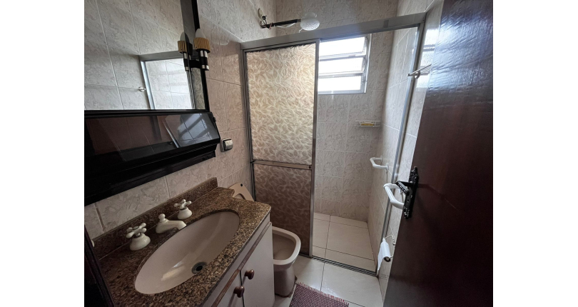 Casa à venda Rua Abel Lucas, Jardim Santa Fé (Zona Oeste) - Imóveis à Venda