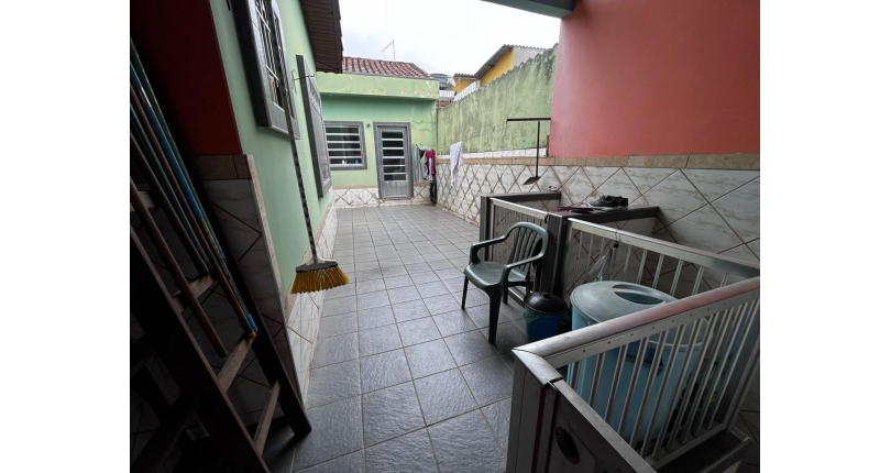 Casa à venda Rua Abel Lucas, Jardim Santa Fé (Zona Oeste) - Imóveis à Venda