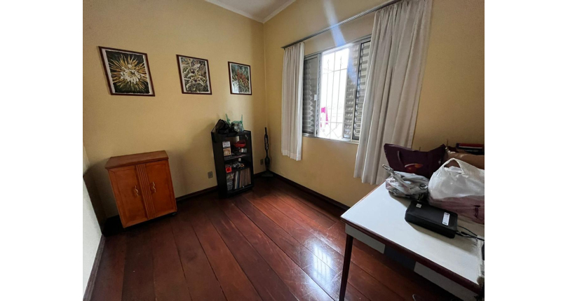 Casa à venda Rua Abel Lucas, Jardim Santa Fé (Zona Oeste) - Imóveis à Venda