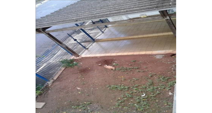 Sobrado à venda Rua Edvard de Vita Godoy, Parque Maria Domitila - Imóveis à Venda