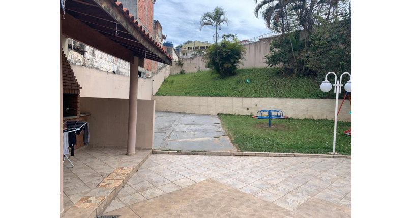 Sobrado à venda Rua João Veloso de Oliveira, Parque São Domingos - Imóveis à Venda