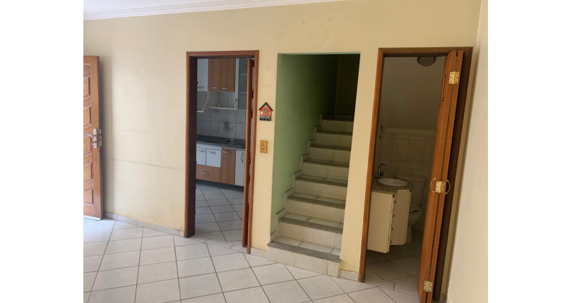 Sobrado à venda Rua João Veloso de Oliveira, Parque São Domingos - Imóveis à Venda