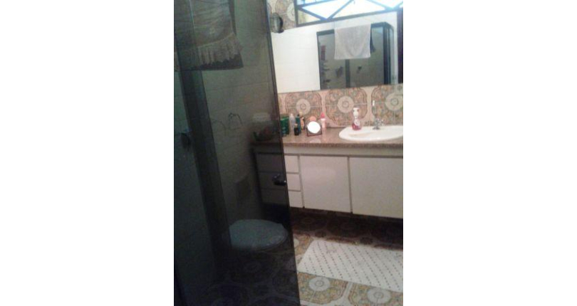 Casa à venda Rua General Alencastro Guimarães, Vila Fiat Lux - Imóveis à Venda