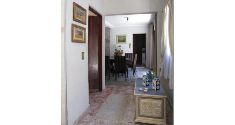 Casa à venda Rua Edvard de Vita Godoy, Parque Maria Domitila - Imóveis à Venda