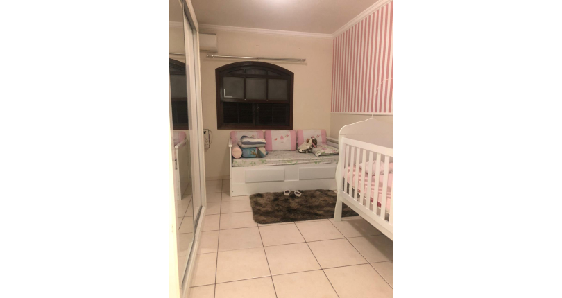 Sobrado à venda Rua Professora Altina Maynardi de Araújo, Parque São Domingos - Imóveis à Venda