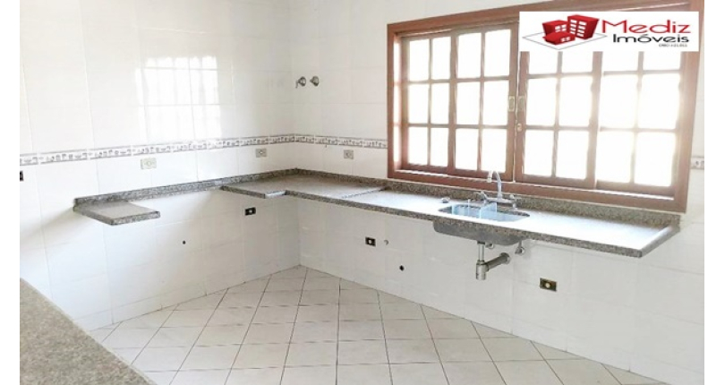 Sobrado à venda Rua Pompeu Sobrinho, Chácara Inglesa - Imóveis à Venda