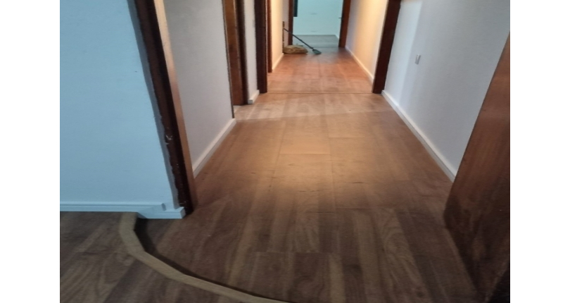 Sobrado à venda Rua Willis Roberto Banks, Parque Maria Domitila - Imóveis à Venda