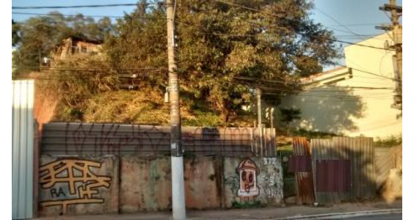 Terreno à venda Rua Joaquim Oliveira Freitas, 372, Vila Mangalot - Imóveis à Venda