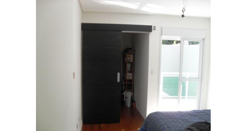 Sobrado à venda Rua José Ataliba Ortiz, Vila Mangalot - Imóveis à Venda