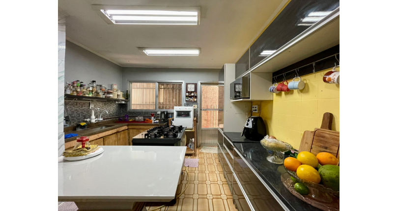 Sobrado à venda Rua Abraham Lincoln, Parque São Domingos - Imóveis à Venda