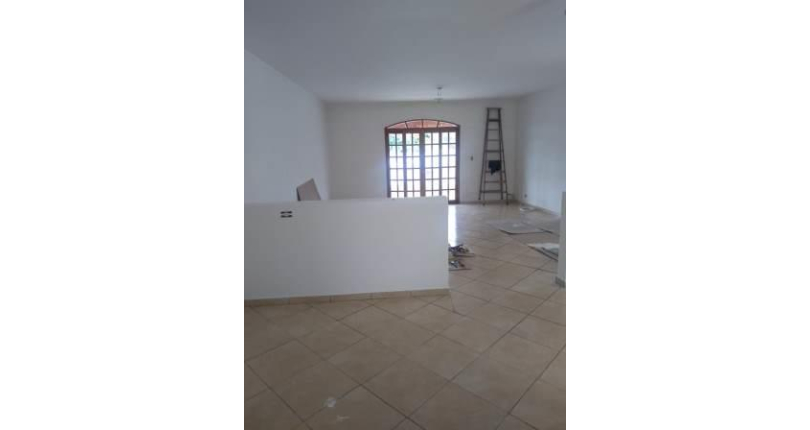 Sobrado à venda Rua Belo Jardim, Jardim Mutinga - Imóveis à Venda