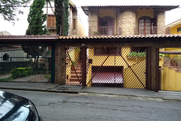 Sobrado à venda no City America na Avenida do Anastácio