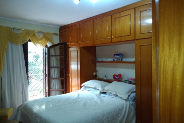 Sobrado à venda no City America na Avenida do Anastácio