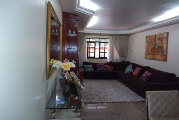 Sobrado à venda no City America na Avenida do Anastácio