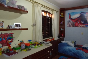 Sobrado à venda no City America na Avenida do Anastácio