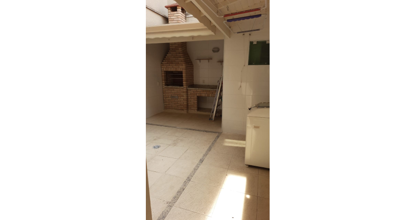 Sobrado à venda Rua Frei Benvindo Destefani, Chácara Inglesa - Imóveis à Venda